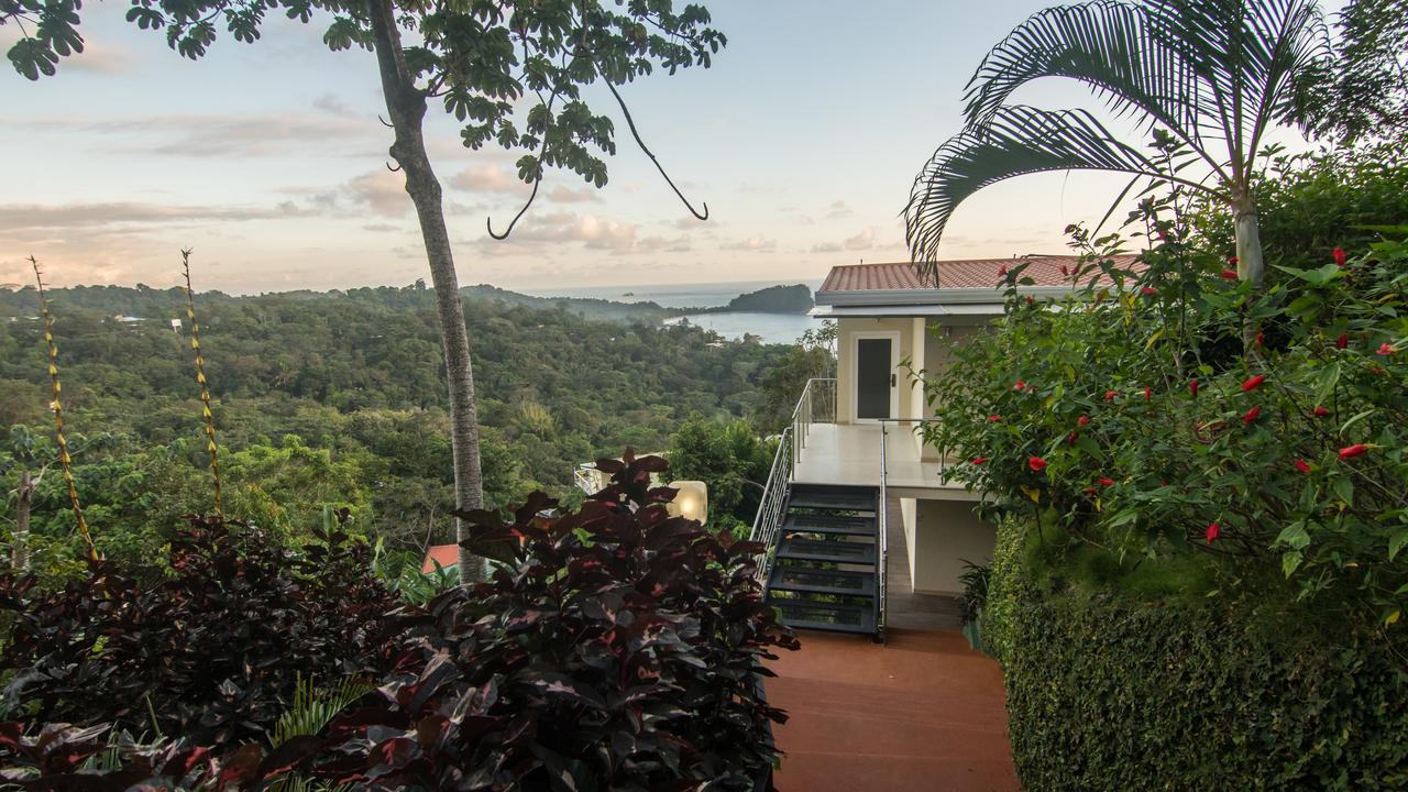 La Mariposa Apartments Manuel Antonio Exterior photo